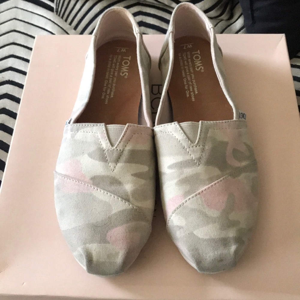 Tom shoes worn once